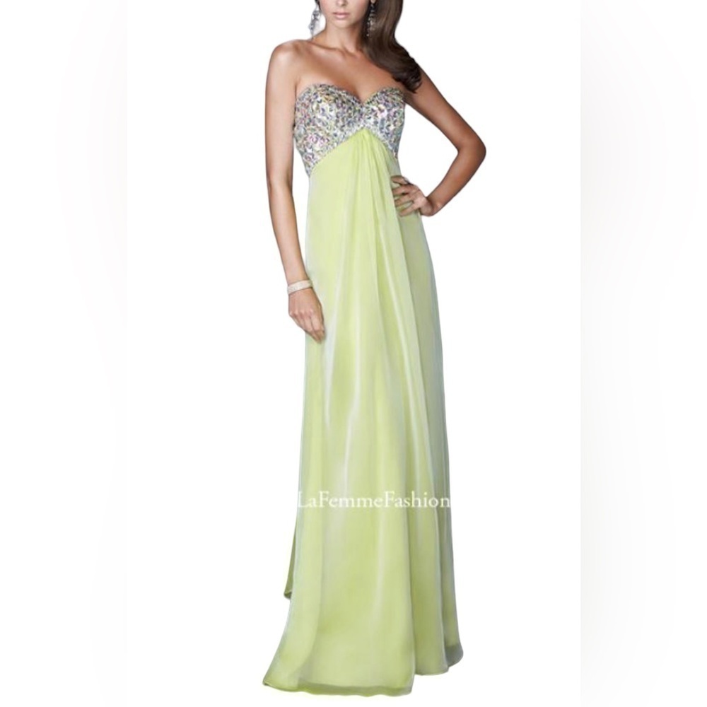 La Femme light lime green fairy core elegance beaded bodice gown . Size 2 - Picture 12 of 14